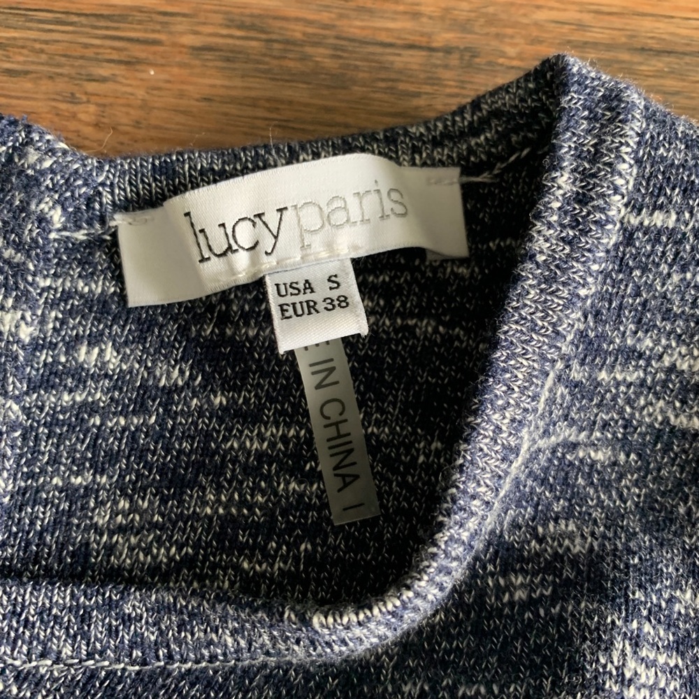 Lucy Paris Sleeveless Cutout Blue Top - Picture 6 of 8